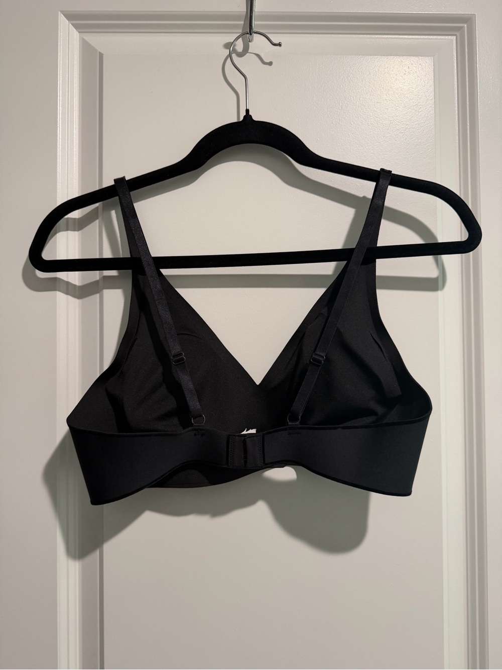 Alo Airlift Top Notch Bra - Picture 4 of 6